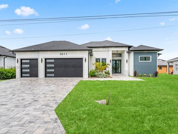 3611 SW 4th Lane , Cape Coral, FL 33991