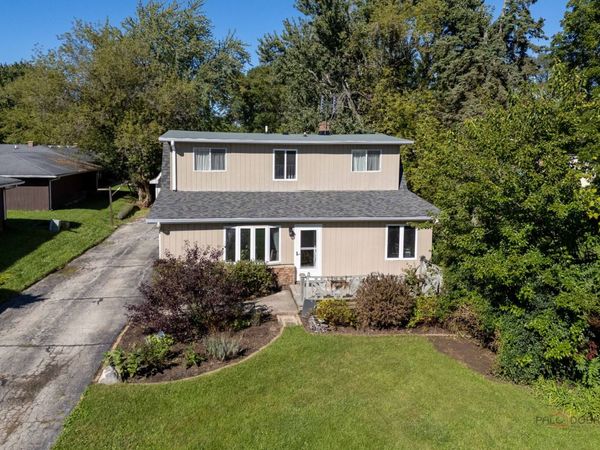10116 W Crissy Avenue , Beach Park, IL 60099