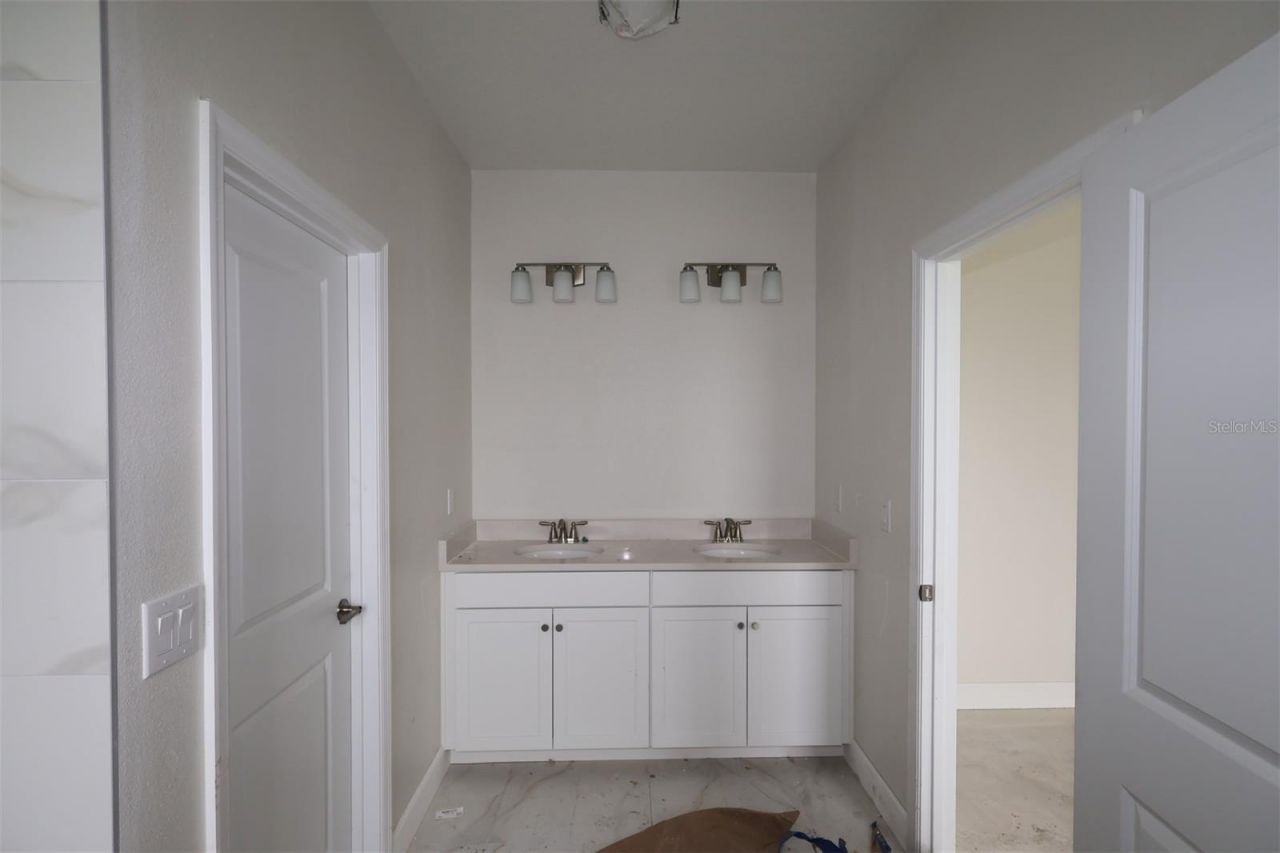 2772 Sweetgrass Lane , Zellwood, FL 32798 Photo