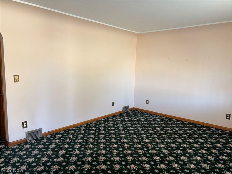 347 Porter Avenue, Campbell, OH 44405 Photo 5