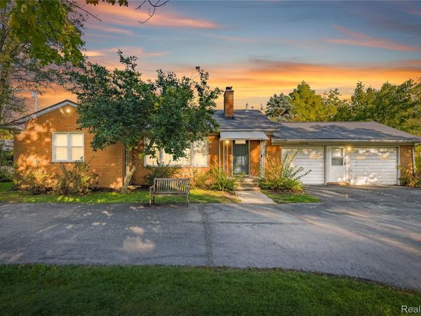 6350 Livernois Road, Troy, Mi 48098