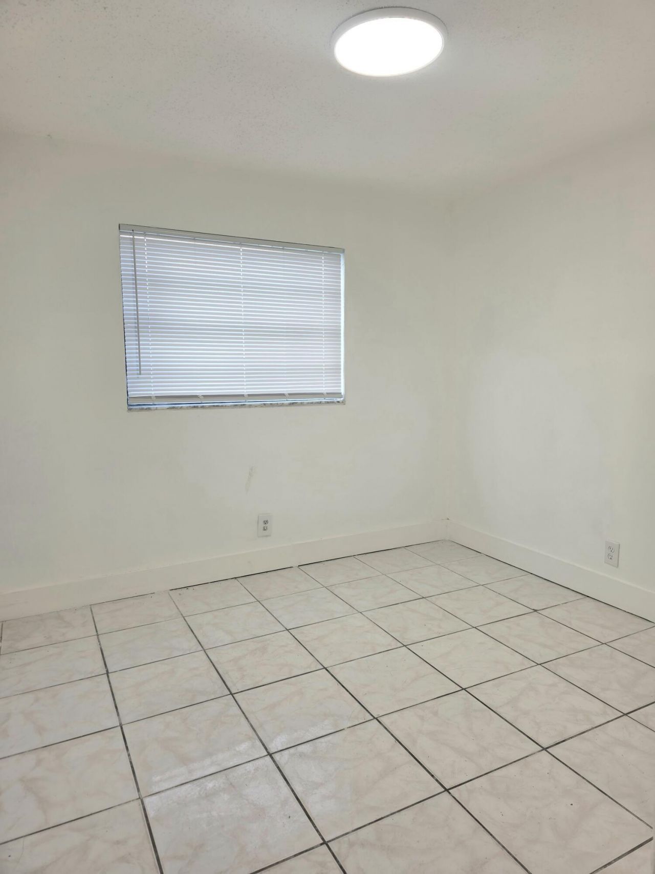2131 NW 26th Avenue, Fort Lauderdale, FL 33311 Photo