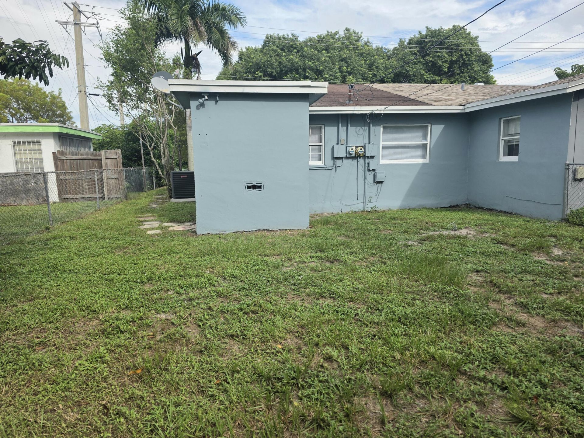 2131 NW 26th Avenue, Fort Lauderdale, FL 33311 Photo