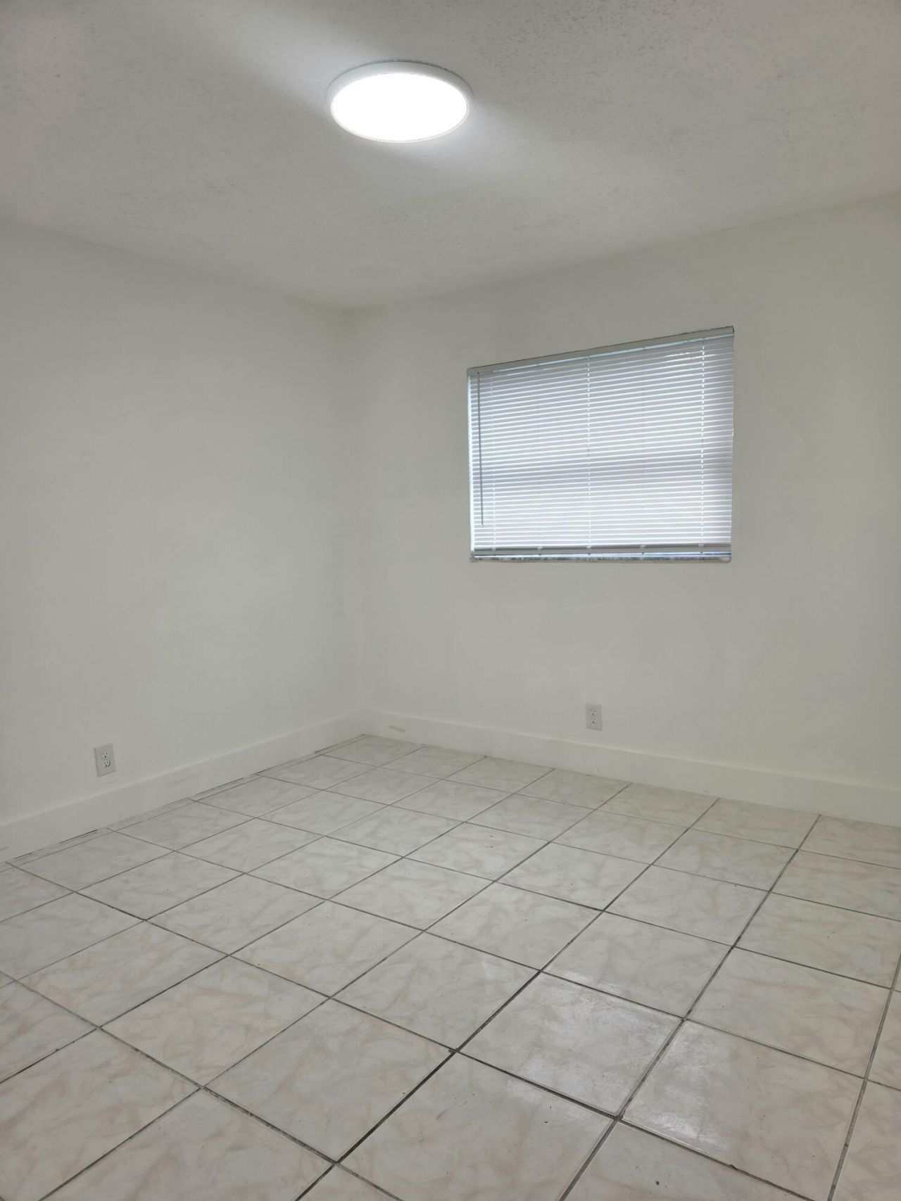 2131 NW 26th Avenue, Fort Lauderdale, FL 33311 Photo