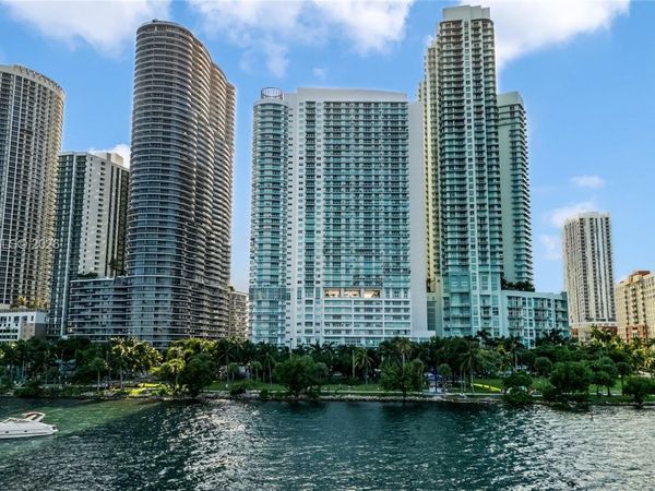1800 N Bayshore Dr , Unit 4006, Miami, FL 33132