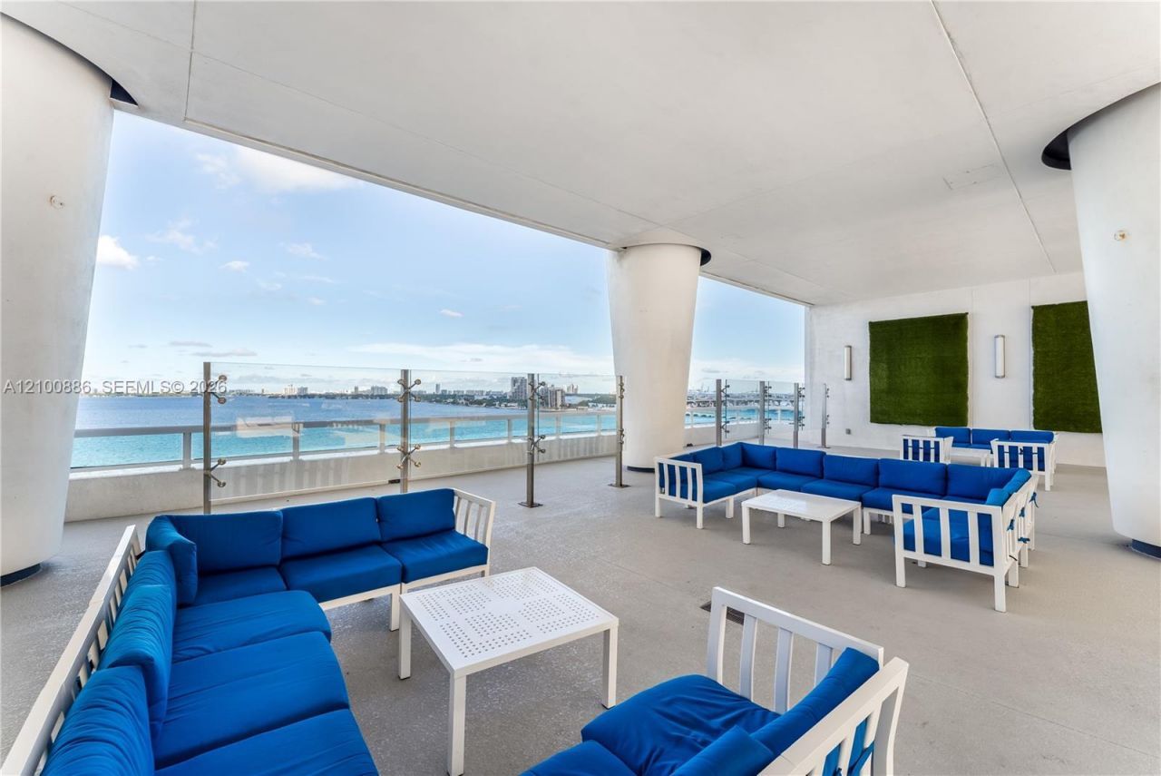 1800 N Bayshore Dr , Unit 4006, Miami, FL 33132 Photo