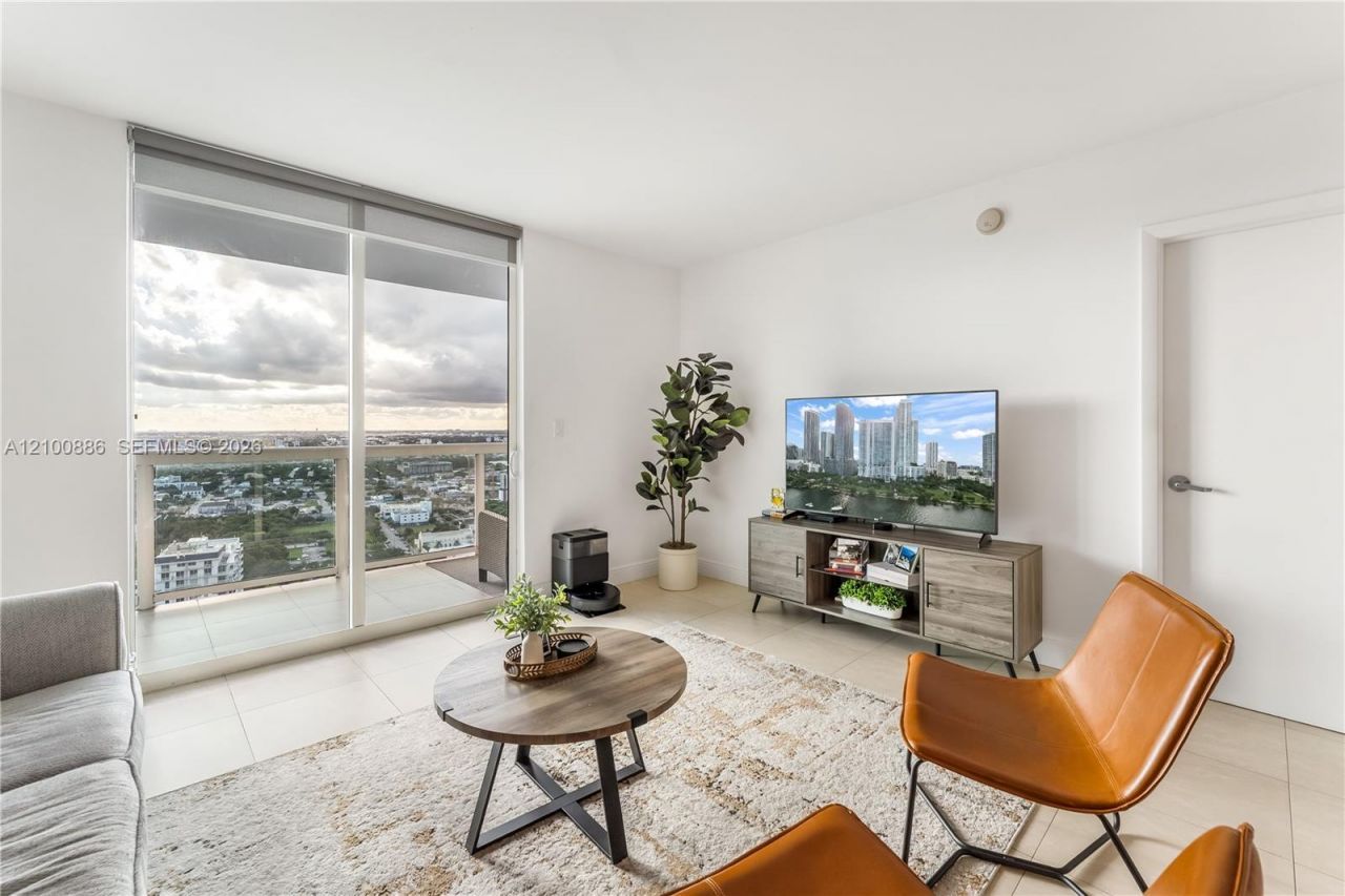 1800 N Bayshore Dr , Unit 4006, Miami, FL 33132 Photo