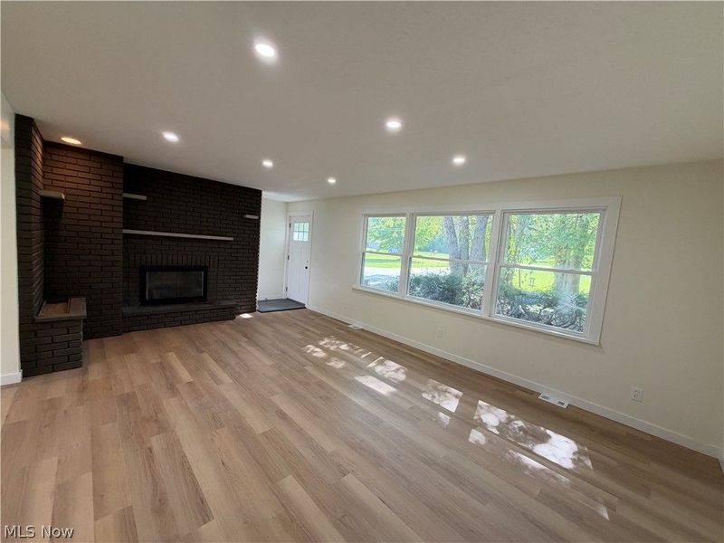 11832 Joy Acres Lane, Chardon, OH 44024 Photo 3