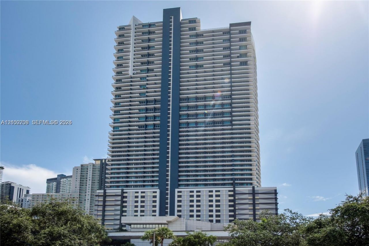 60 SW 13th St , Unit 3014, Miami, FL 33130 Photo