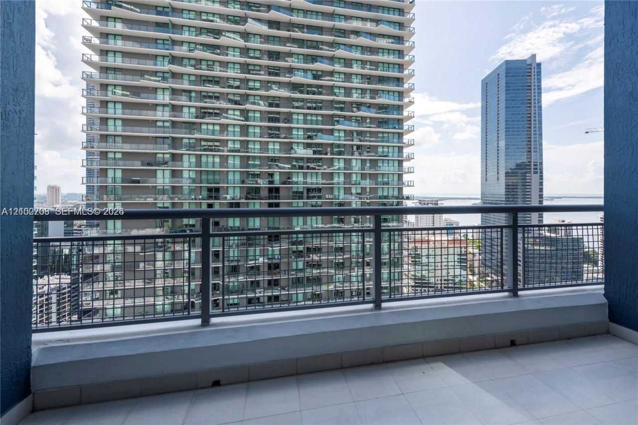 60 SW 13th St , Unit 3014, Miami, FL 33130 Photo