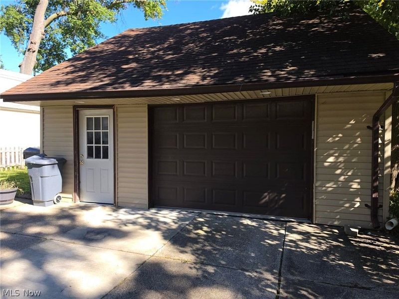 781 E 236th Street , Euclid, OH 44123 Photo 25