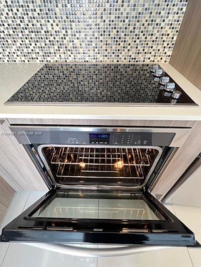 5252 NW 85th Ave , Unit 1009, Doral, FL 33166 Photo