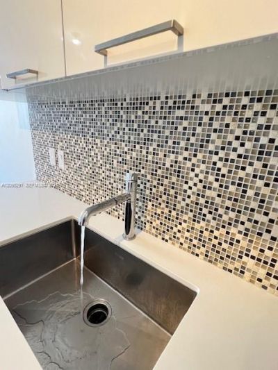 5252 NW 85th Ave , Unit 1009, Doral, FL 33166 Photo