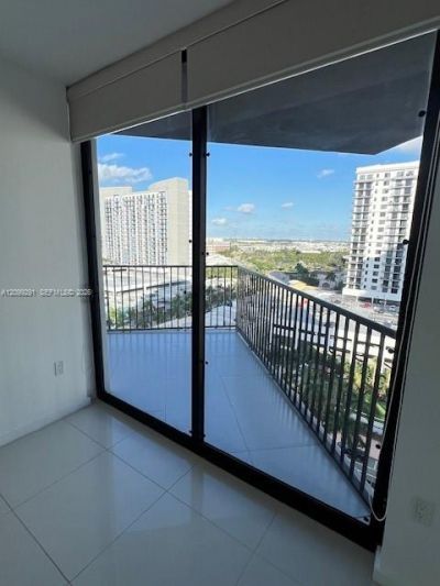 5252 NW 85th Ave , Unit 1009, Doral, FL 33166 Photo