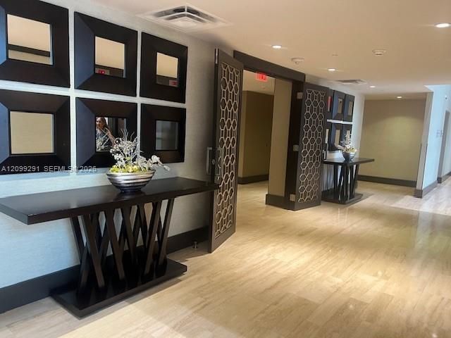 5252 NW 85th Ave , Unit 1009, Doral, FL 33166 Photo