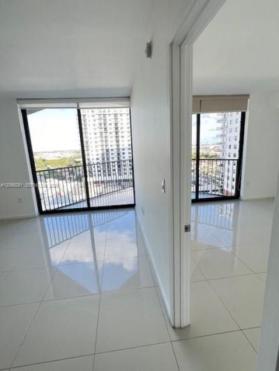 5252 NW 85th Ave , Unit 1009, Doral, FL 33166 Photo