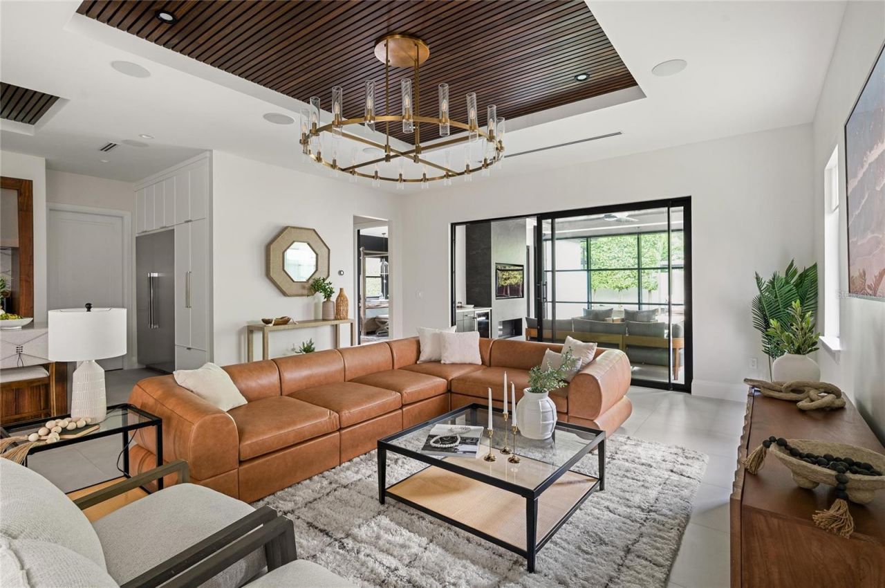 7 W New Hampshire Street, Orlando, FL 32804 Photo