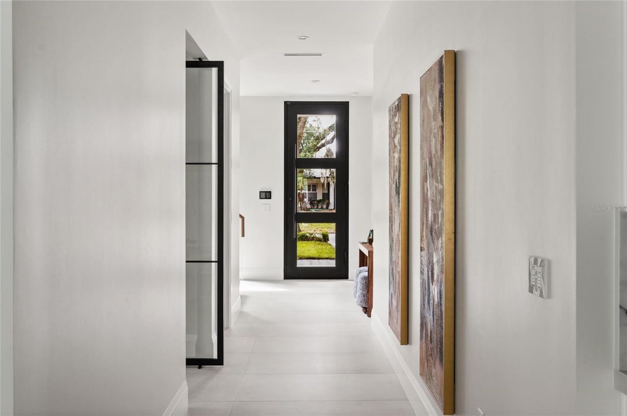 7 W New Hampshire Street, Orlando, FL 32804 Photo