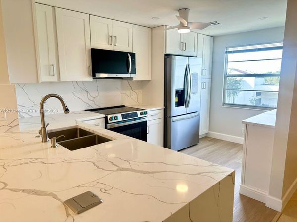 4098 Yarmouth E , Unit 4098, Boca Raton, FL 33434