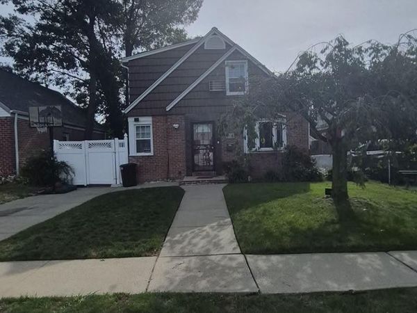 204 Wellington Road , Hempstead, NY 11003