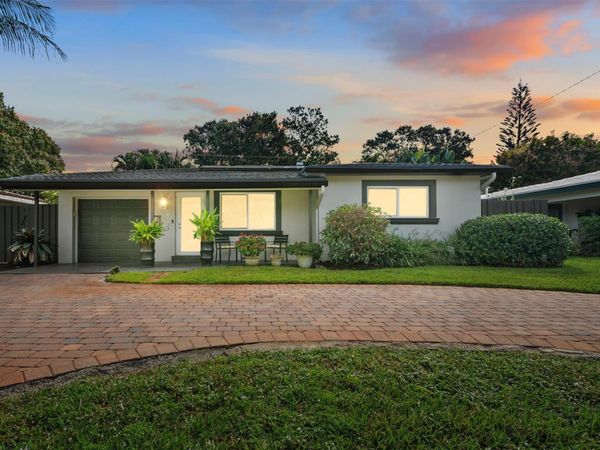 4780 NE 7TH Avenue, Oakland Park, FL 33334