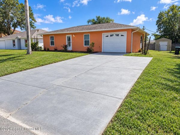 1238 Wakefield Road SE , Palm Bay, FL 32909