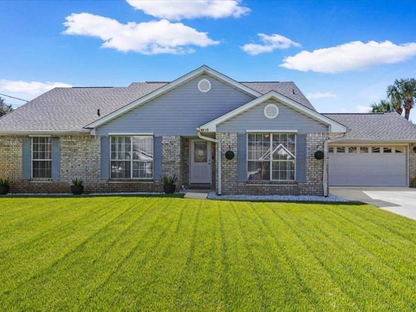 4810 Kitty Hawk Circle, Gulf Breeze, FL 32563