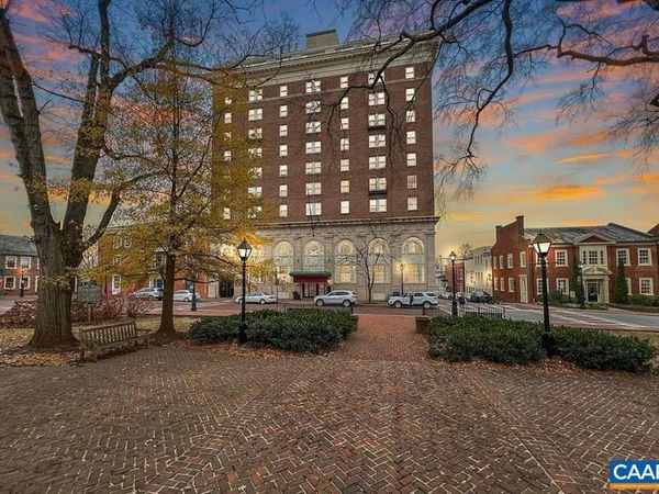 500 COURT SQ , Unit 706, Charlottesville, VA 22902