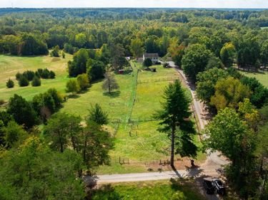 86 OLD SPRING HILL , Scottsville, VA 24590
