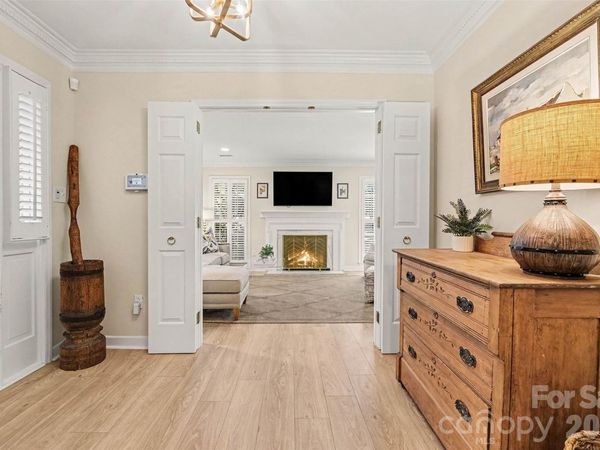 7507 Red Oak Lane, Charlotte, NC 28226