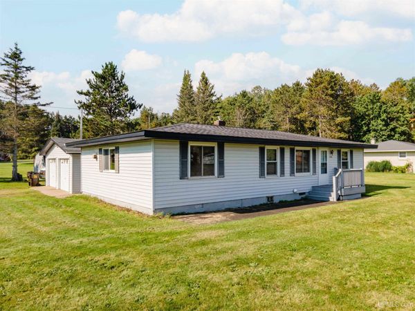 4105 US2 Highway, Iron River Twp, MI 49935