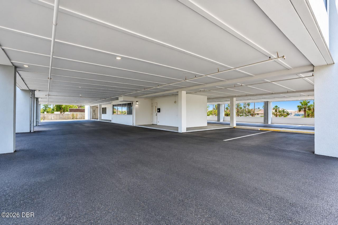 801 W Granada Boulevard, Ormond Beach, FL 32174 Photo
