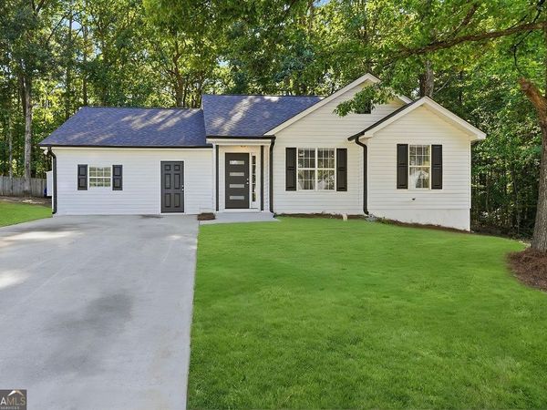 648 Fieldcrest Drive, Mcdonough, GA 30253