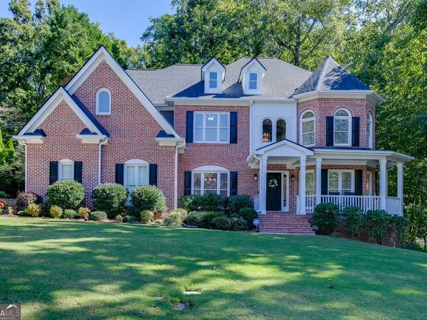 345 Big Bend Trail, Sugar Hill, GA 30518