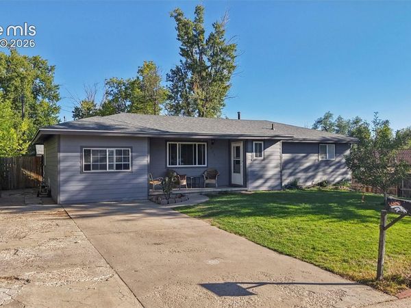 205 Everett Drive, Colorado Springs, CO 80911