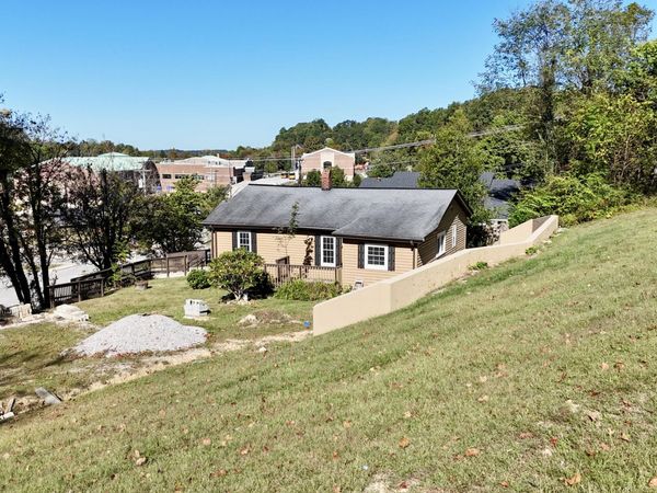 105 Oakley Street, London, KY 40741