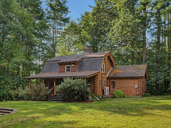 74 Valley Road, Southampton, MA 01073