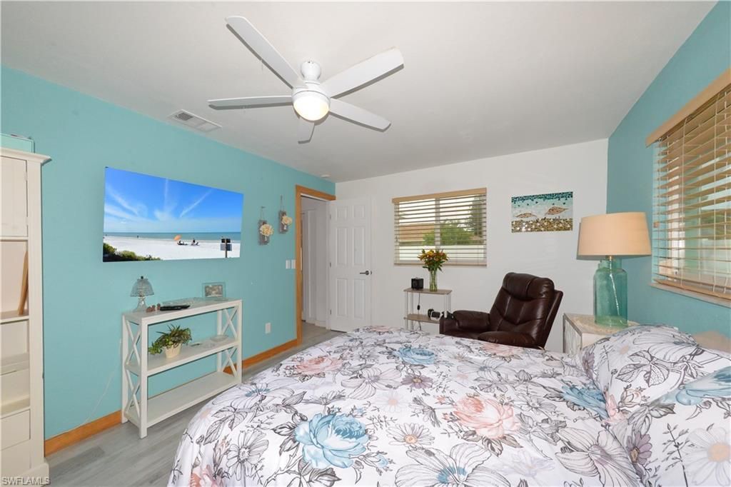 3820 SE 10th Pl, Cape Coral, FL 33904 Photo
