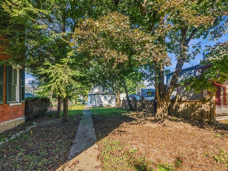 1017 Hunter Avenue, Columbus, OH 43201 Photo 7