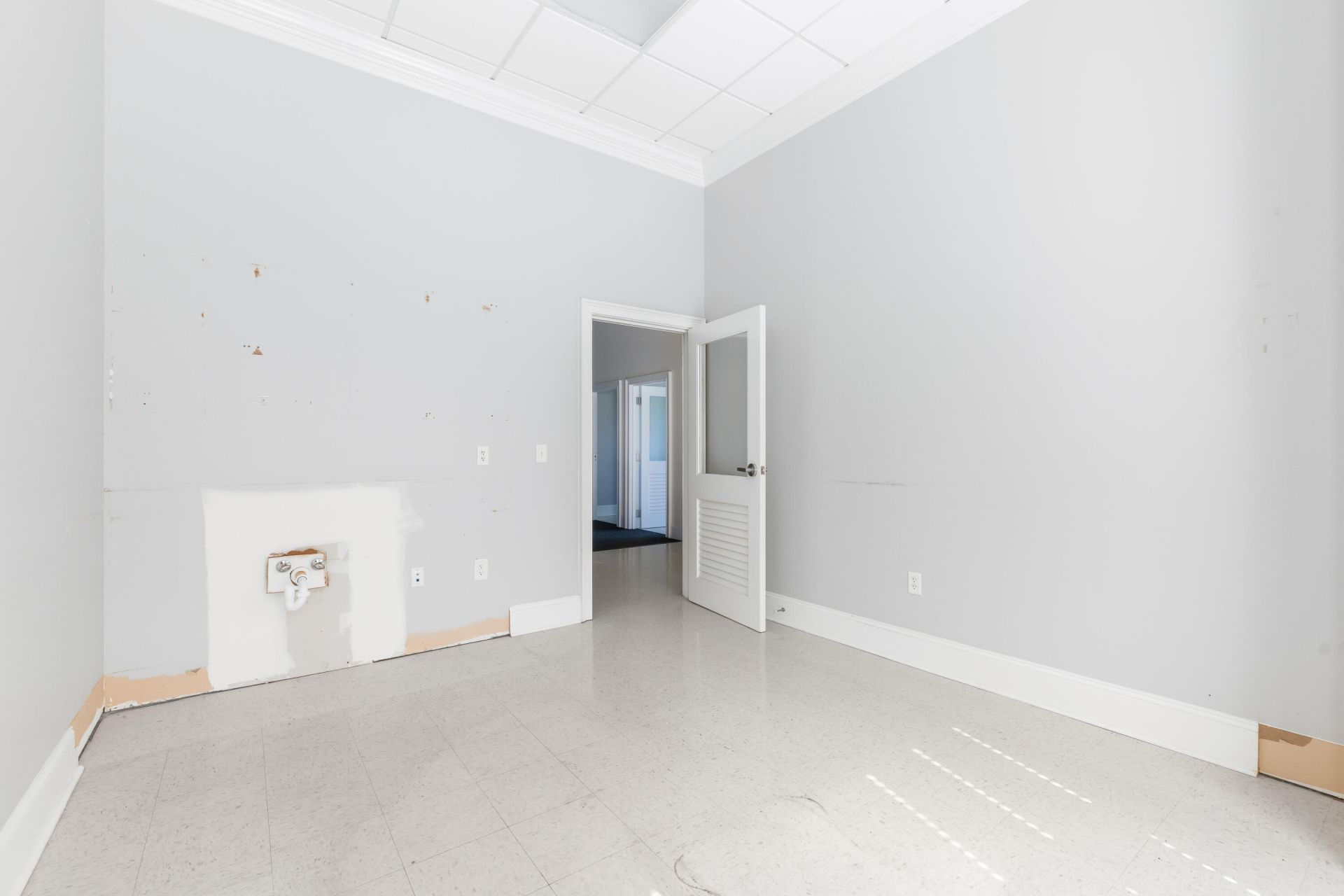 3660 Bessemer Road  Photo 9
