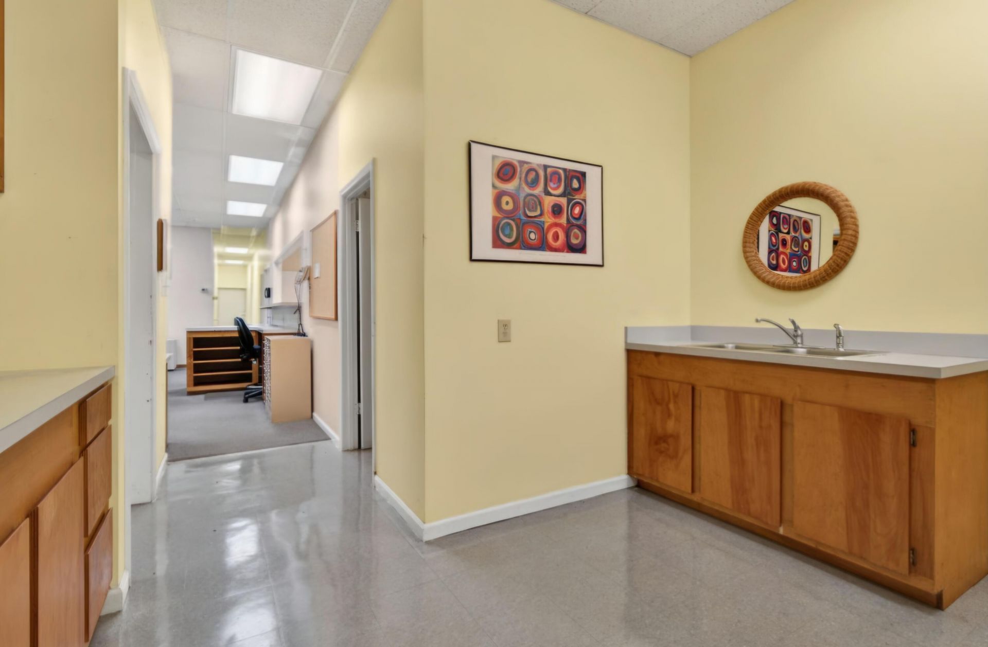 111 Welch Street  Photo 10