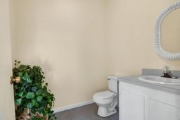 111 Welch Street  photo 4