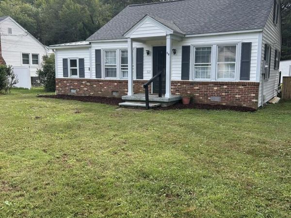 58 James Lane, WEEMS, VA 22576