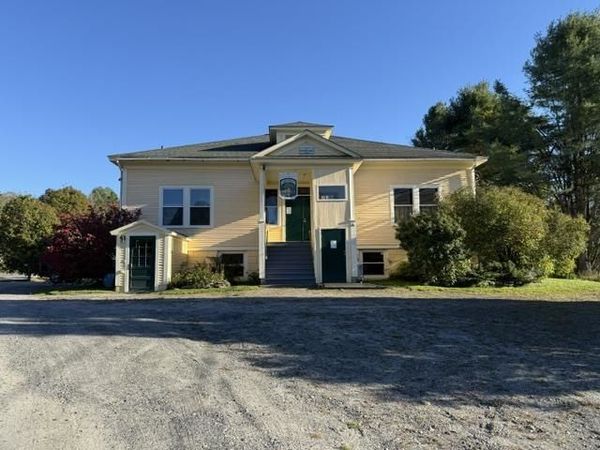 54 School Circle, Hardwick, VT 05843