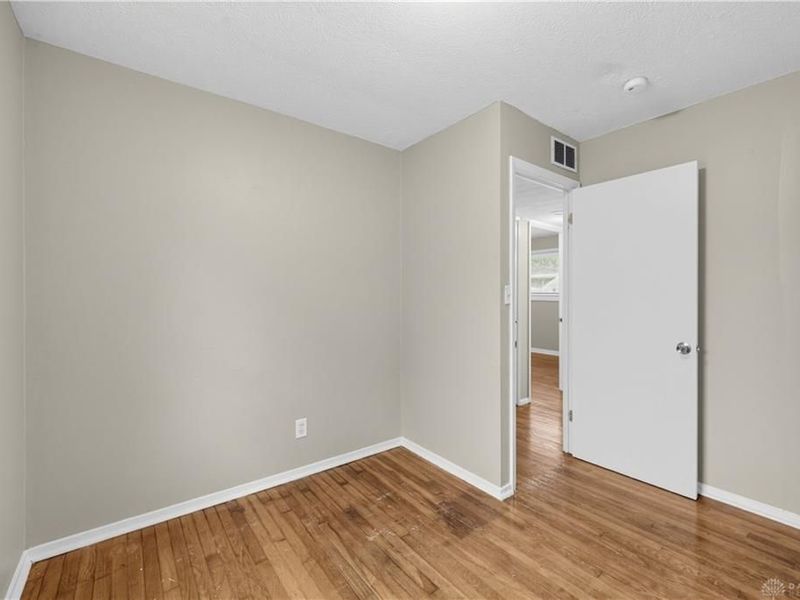 5254 Ferngrove Drive, Riverside, OH 45432 Photo 17