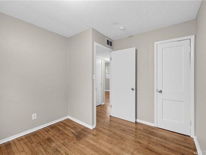 5254 Ferngrove Drive, Riverside, OH 45432 Photo 8