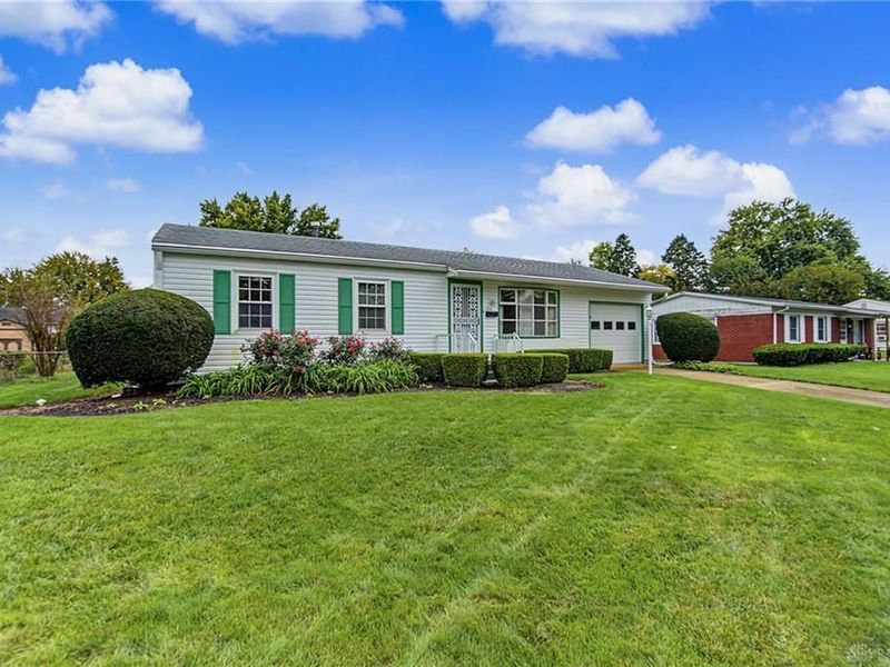 109 Delcourt Drive, Springfield, OH 45506 Photo 1