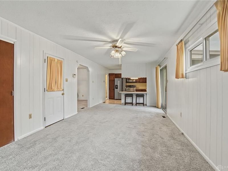 109 Delcourt Drive, Springfield, OH 45506 Photo 8