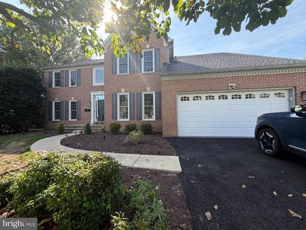 8312 IVY GREEN ROAD, FAIRFAX STATION, VA 22039