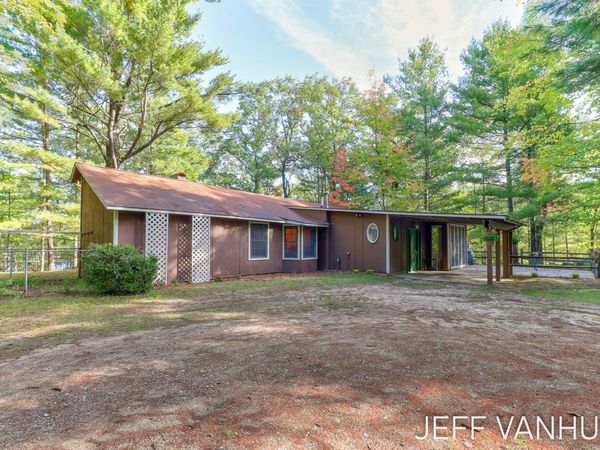 8854 W Hillcrest Boulevard, Baldwin, MI 49304